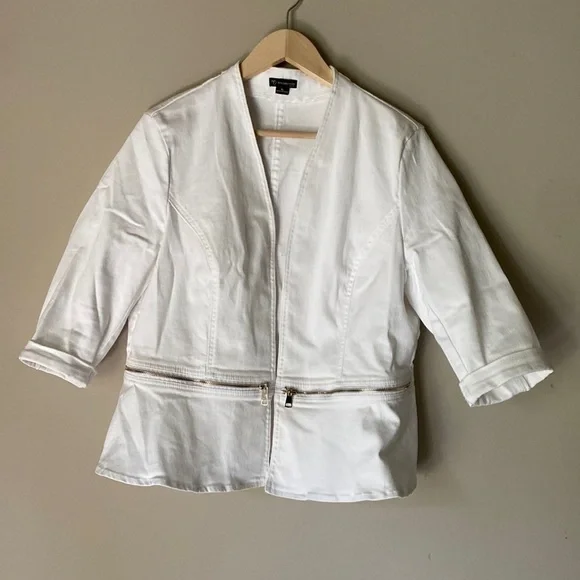 New Directions Petite White Jean Blazer w/ Zipper Accents Size Petite L - Picture 2 of 10